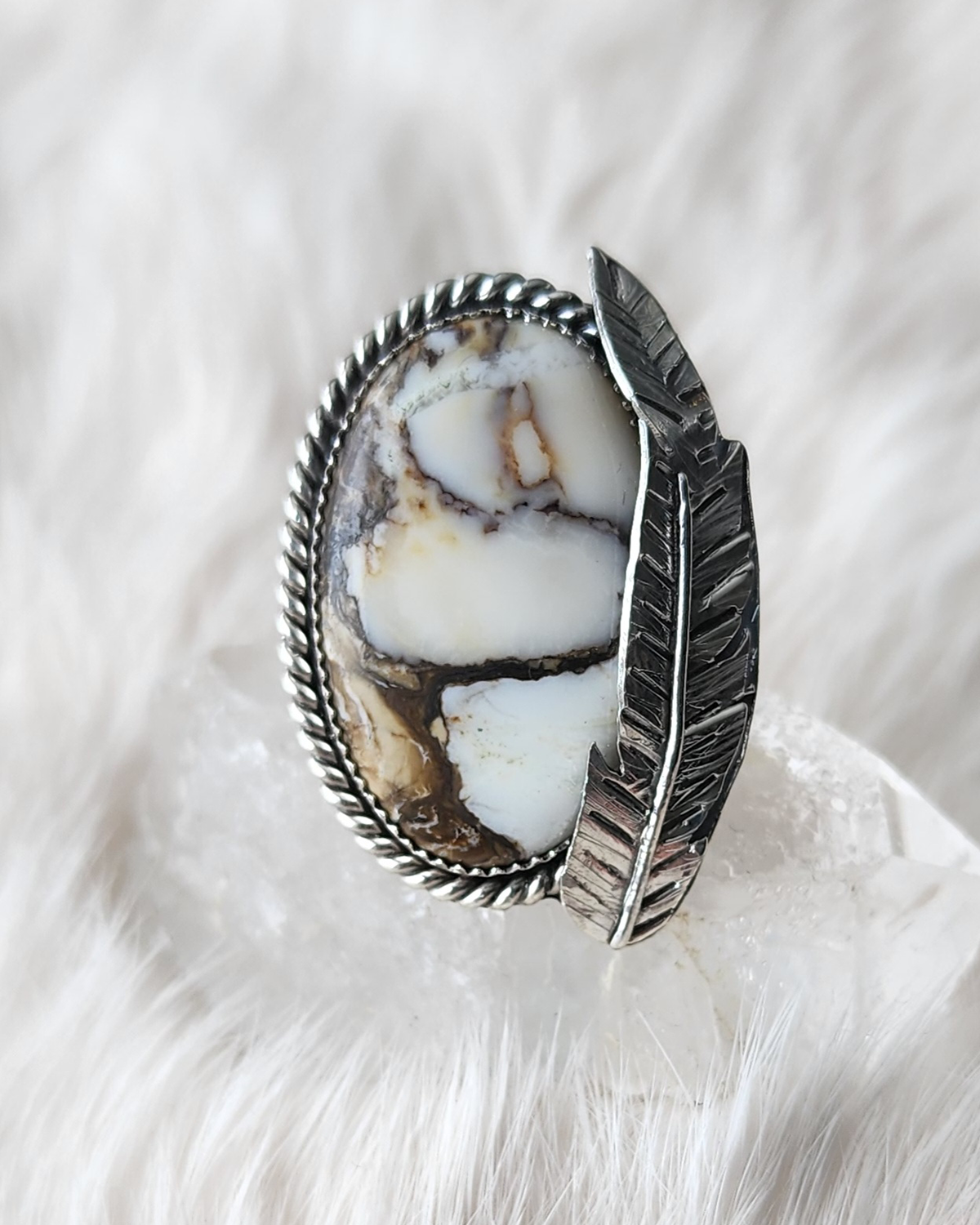 WILD HORSE FEATHER RING